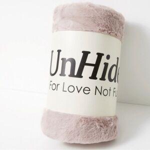 UnHide Lil Marsh Faux Fur Blanket 60 x 80 Medium Rosy Baby Cozy Throw